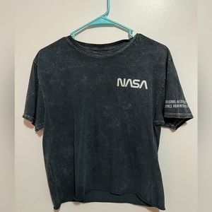 Medium NASA shirt